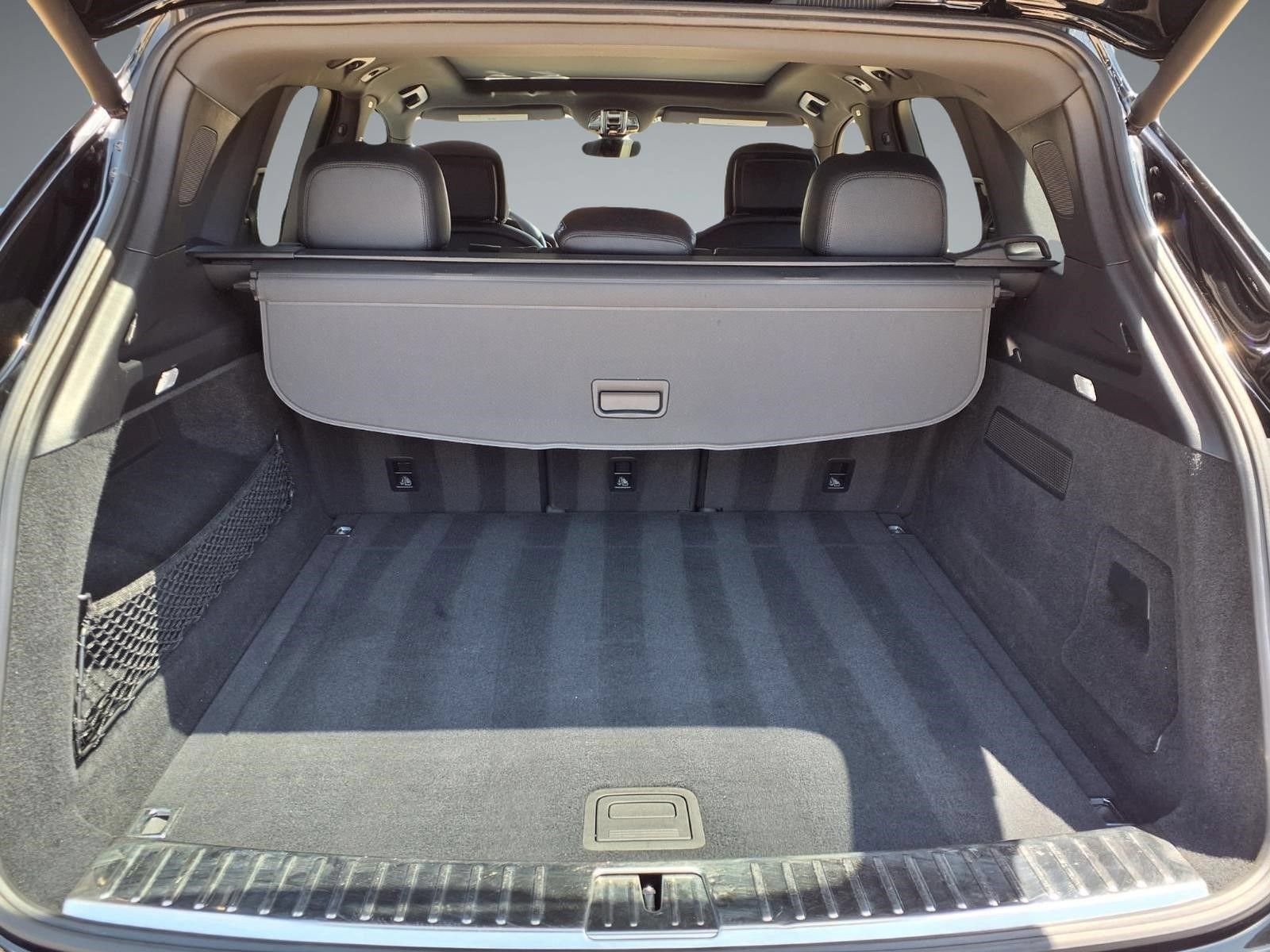 Used 2021 Porsche Cayenne AWD/4WD image 12