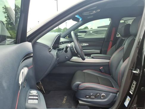 Used 2025 Genesis GV70 3.5T Sport AWD/4WD image 16