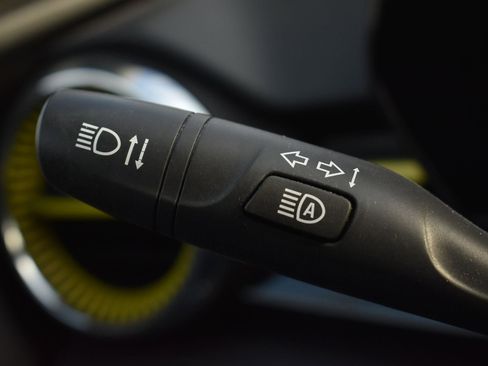 Used 2024 Chevrolet Trax ACTIV w/ Driver Confidence Package image 22