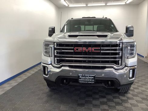 Used 2022 GMC Sierra 2500 SLT w/ Texas SLT Premium Package AWD/4WD image 2