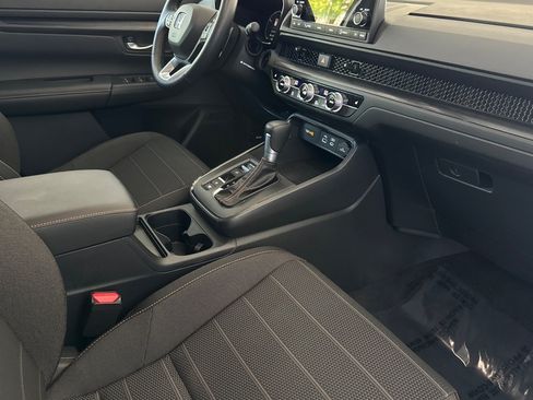 Used 2025 Honda CR-V Sport image 33