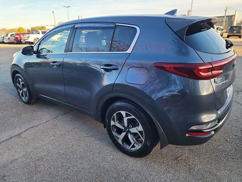 Used 2020 Kia Sportage LX w/ LX Popular Package image 3