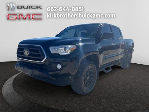 Used 2020 Toyota Tacoma SR5 image 2