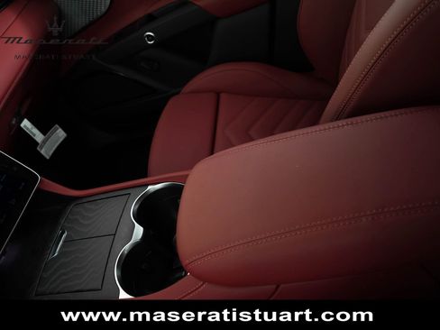 New 2025 Maserati Grecale Modena AWD/4WD image 32