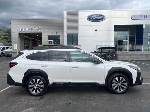 Used 2023 Subaru Outback Limited image 7