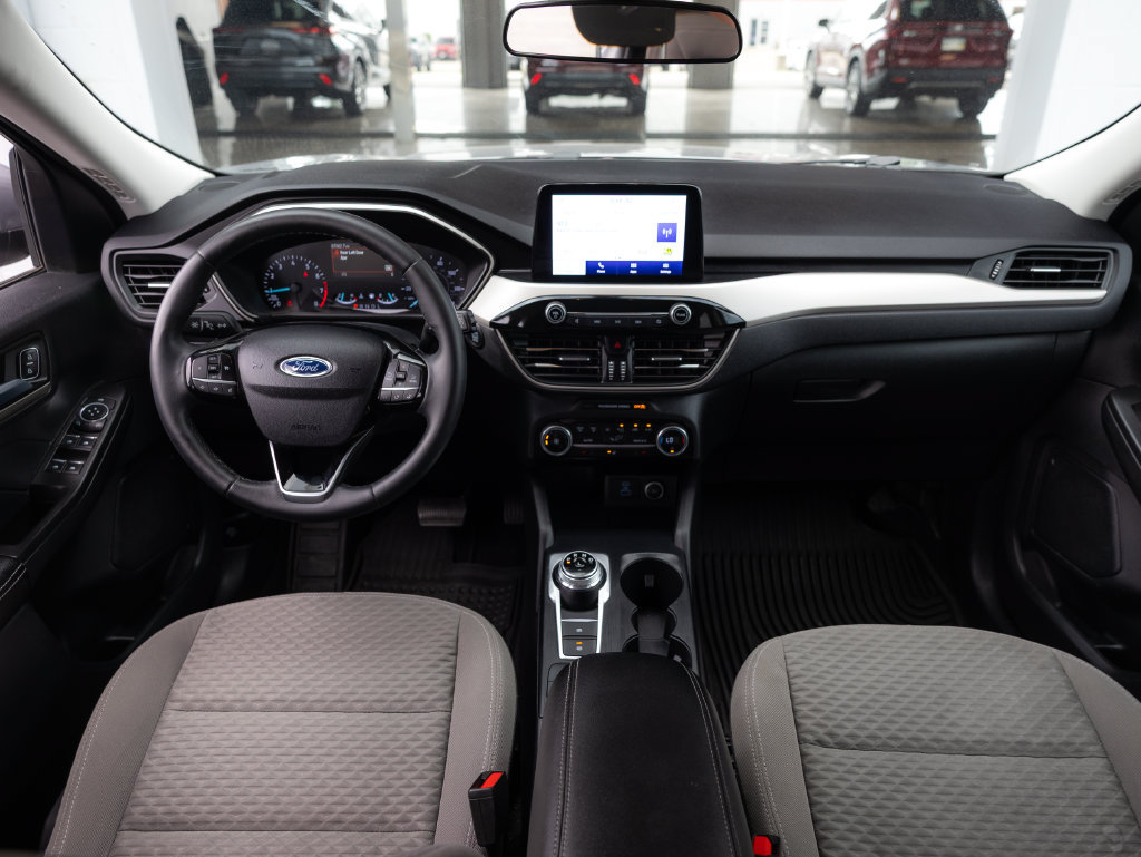 Used 2021 Ford Escape SE w/ Cold Weather Package AWD/4WD image 19