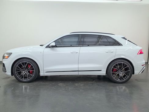 Used 2023 Audi Q8 Prestige AWD/4WD image 6