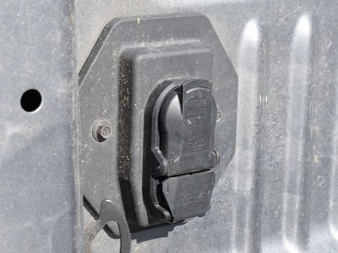 Used 2024 Ford F350 XLT image 10