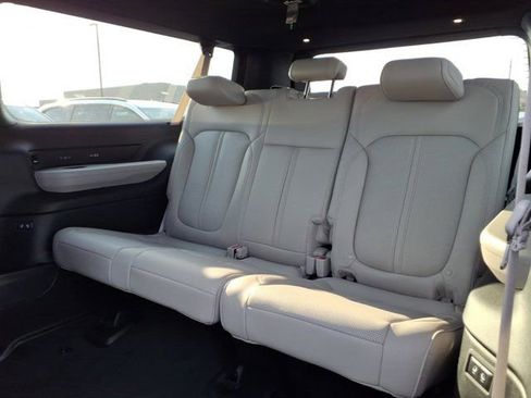 New 2026 Jeep Grand Wagoneer L 4WD image 17