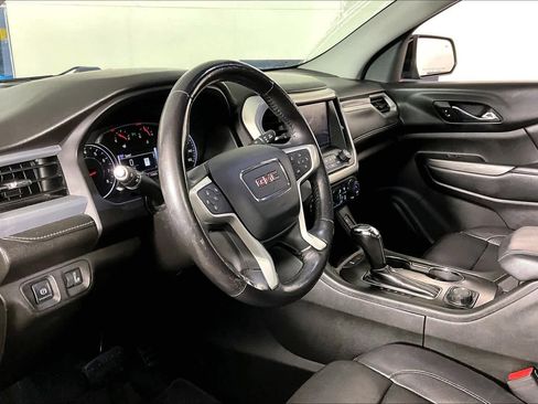 Used 2017 GMC Acadia SLT image 11