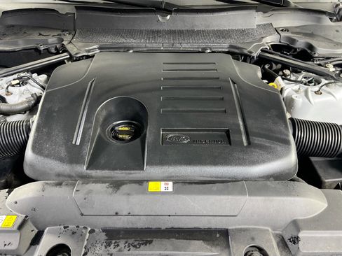 Used 2020 Land Rover Range Rover HSE image 29