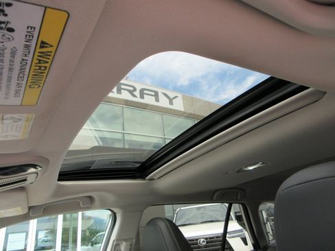 Used 2020 Subaru Outback Onyx Edition XT w/ Popular Package #2 AWD/4WD image 18