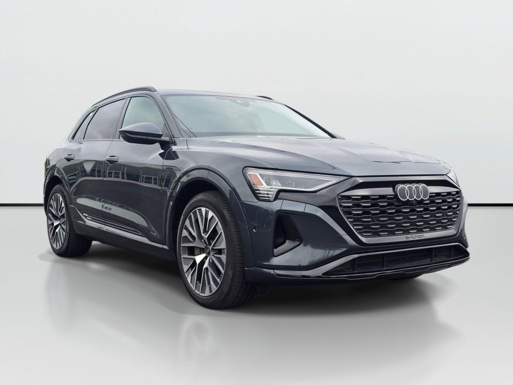Used 2024 Audi Q8 e-tron Prestige w/ Prestige Package AWD/4WD image 7