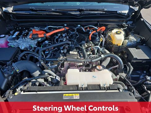 Certified 2025 Toyota Tacoma TRD Sport image 32