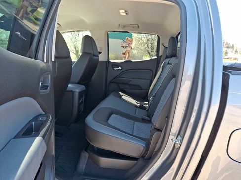 Used 2021 Chevrolet Colorado Z71 w/ Safety Package image 11