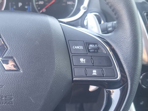 Used 2022 Mitsubishi Eclipse Cross AWD image 14