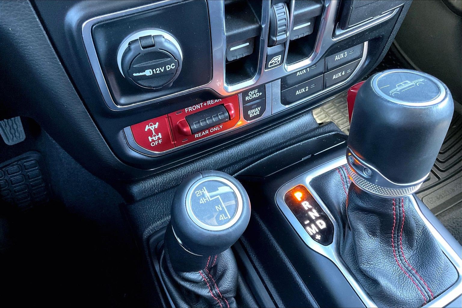 Used 2020 Jeep Gladiator Rubicon AWD/4WD image 37