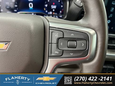 Used 2025 Chevrolet Silverado 3500 LTZ w/ LTZ Premium Package AWD/4WD image 27