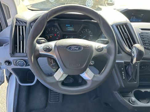 Used 2018 Ford Transit 350 XLT image 12