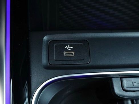 New 2026 Mercedes-Benz GLB 250 4MATIC image 24