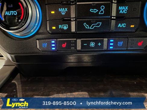 Used 2015 Ford F150 Platinum w/ Equipment Group 701A Luxury image 16