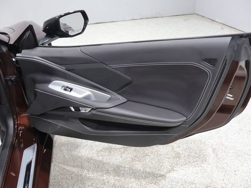 Used 2023 Chevrolet Corvette Stingray Convertible w/ Z51 Performance Package RWD image 29