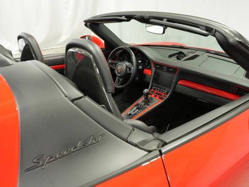 Certified 2019 Porsche 911 Speedster image 53