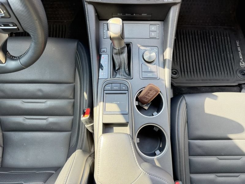 Used 2015 Lexus RC 350 AWD w/ Navigation System Package image 21