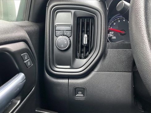 Used 2021 Chevrolet Silverado 1500 W/T w/ WT Value Package image 12