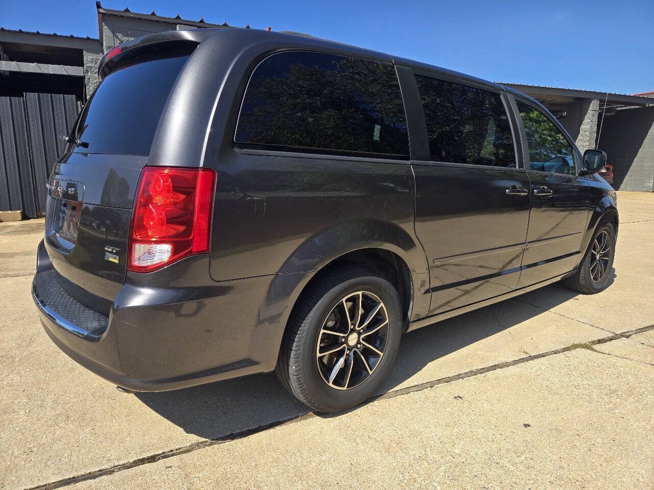 Used 2017 Dodge Grand Caravan GT FWD image 5