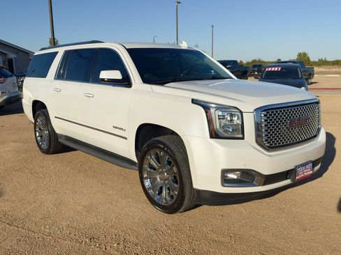 Used 2016 GMC Yukon XL Denali w/ Open Road Package image 3