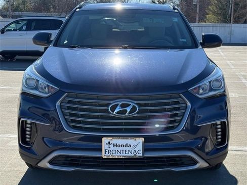Used 2017 Hyundai Santa Fe SE image 9