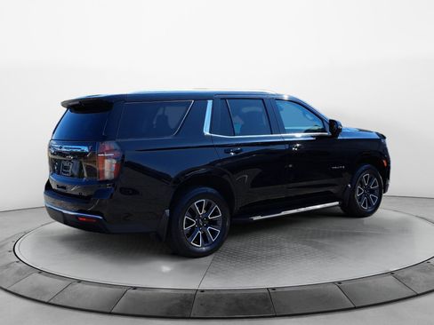 Used 2022 Chevrolet Tahoe LT w/ Luxury Package AWD/4WD image 7