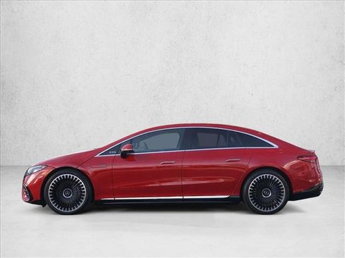 Used 2022 Mercedes-Benz EQS AMG 4MATIC image 4