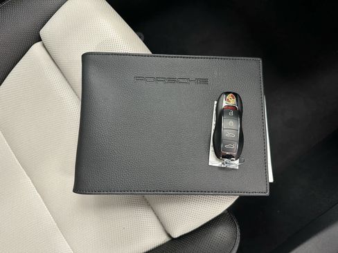 Used 2024 Porsche 718 Boxster S RWD image 39
