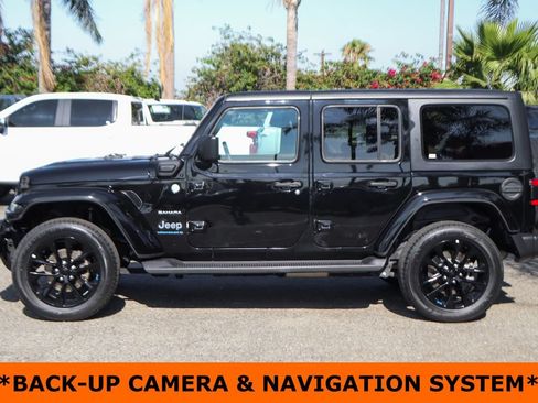 Used 2023 Jeep Wrangler Unlimited Sahara AWD/4WD image 4