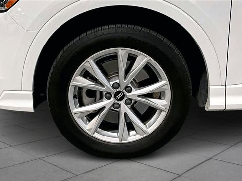Used 2021 Audi Q3 2.0T Premium w/ Convenience Package image 11