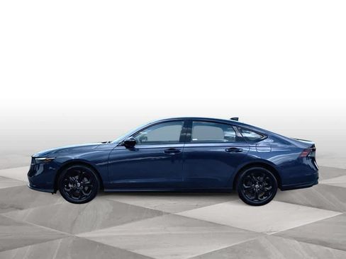 Used 2025 Honda Accord SE image 5
