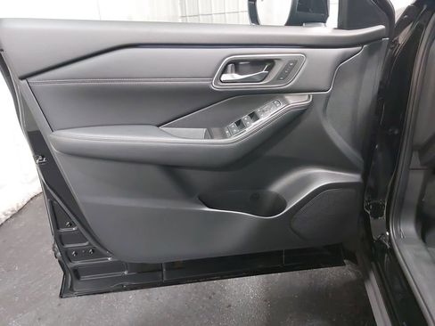 New 2026 Nissan Rogue Platinum w/ Platinum Premium Package image 28