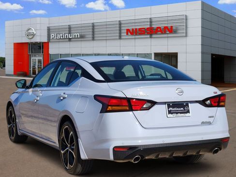 Used 2025 Nissan Altima 2.5 SR image 5