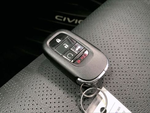 Used 2024 Honda Civic Touring image 18