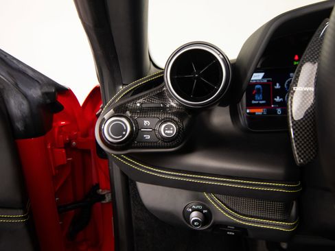 Certified 2022 Ferrari F8 Tributo image 39