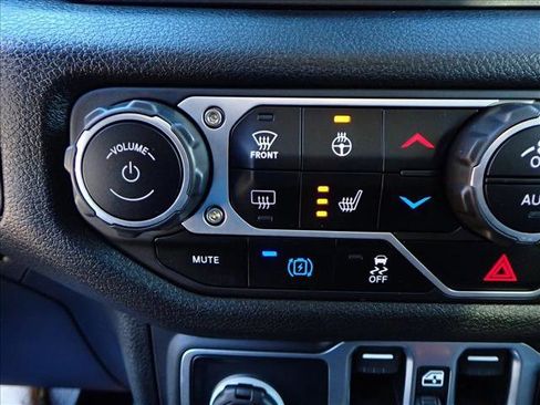 Used 2025 Jeep Wrangler Sport S w/ Convenience Group image 17