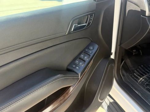 Used 2016 Chevrolet Tahoe LS image 9