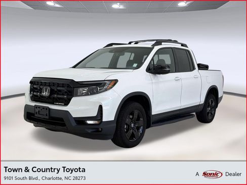 Used 2024 Honda Ridgeline Black Edition image 1