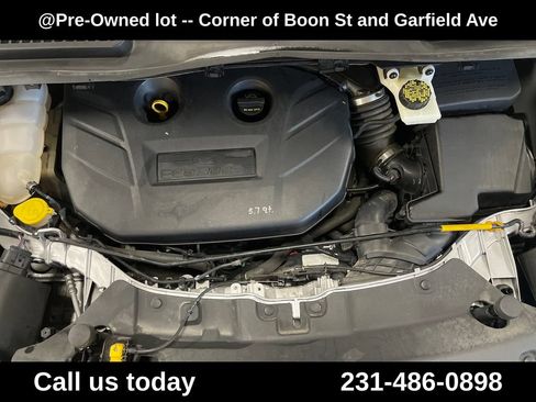 Used 2014 Ford Escape Titanium w/ Equipment Group 401A AWD/4WD image 10