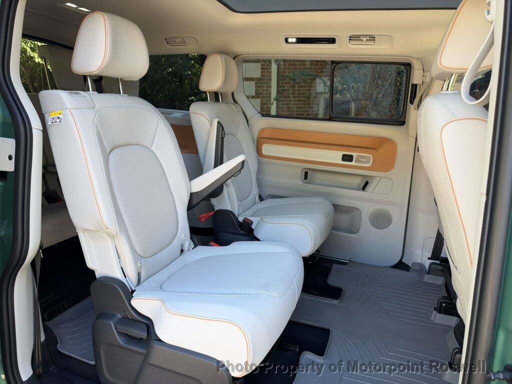 Used 2025 Volkswagen ID. Buzz 1st Edition AWD/4WD image 32