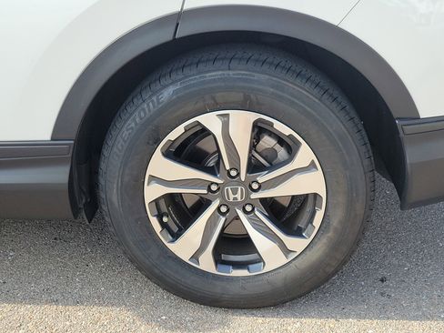 Used 2020 Honda CR-V LX image 9