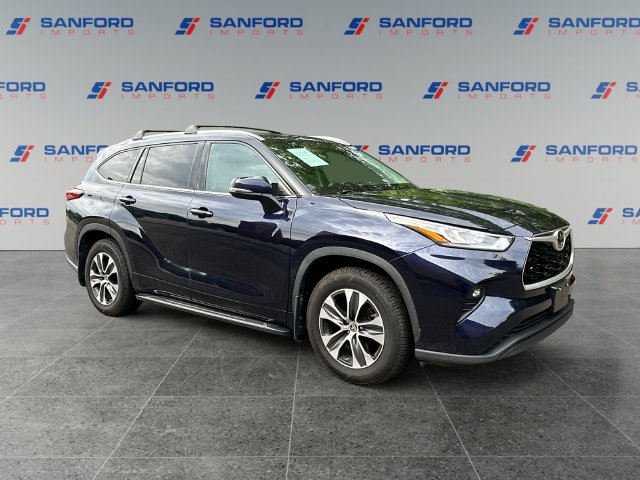 Used 2020 Toyota Highlander XLE FWD image 7