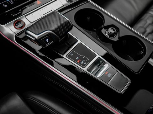 Used 2024 Audi RS 7 Performance w/ Executive Package image 56